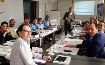 ASER IMPARTE SEMINARIOS SOBRE TÉCNICAS DE NEGOCIACIÓN.